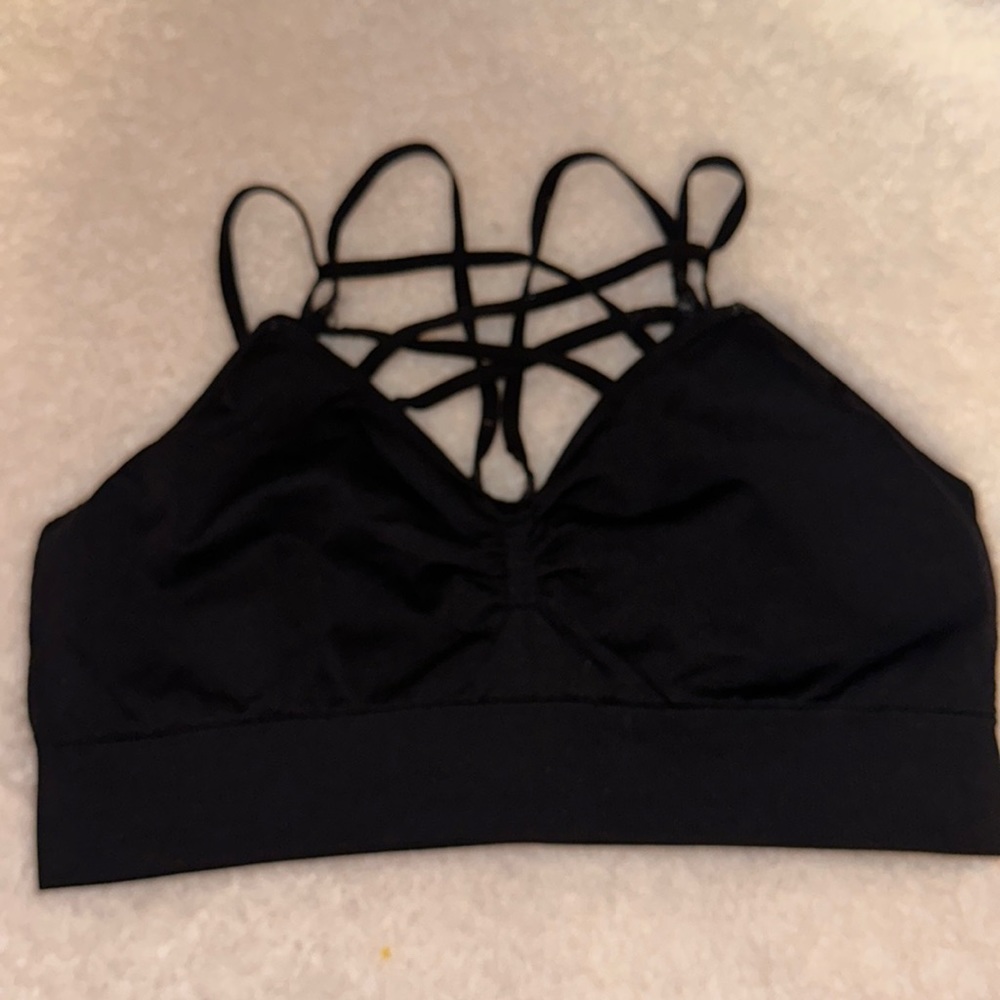 Front Cross Bra Perfect Condition Size Medium